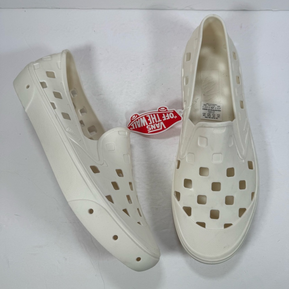 Vans Slip-On TRK Marshmallow White Sneakers Water Shoes Men Size 12